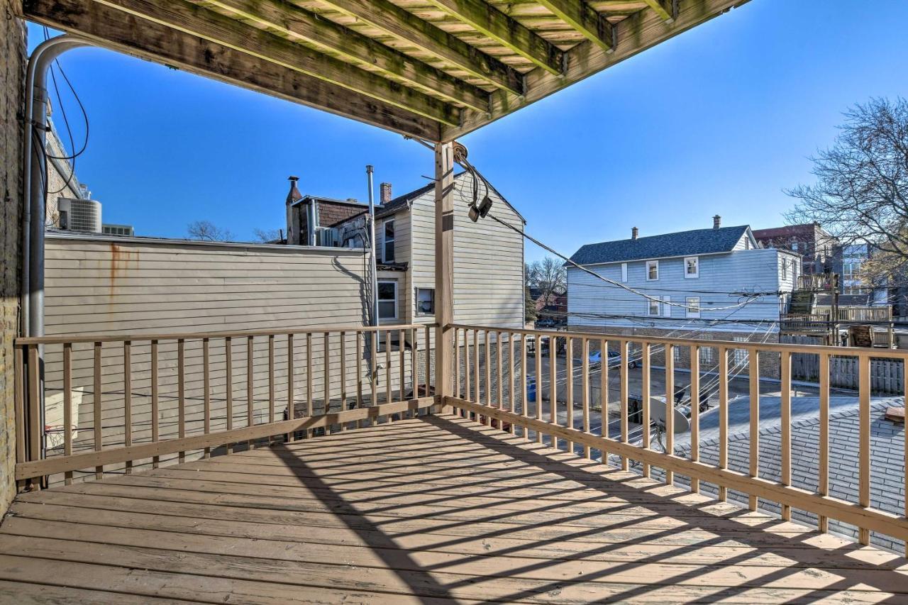 Elegant Retreat With Spacious Balcony!